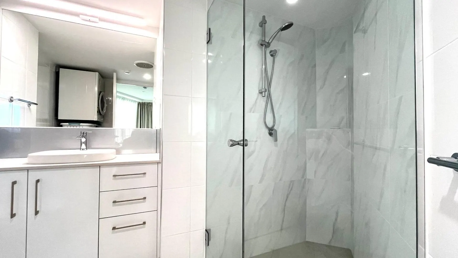 Apartment Oceanview One-Bedroom Retreat In The Peninsular Resort Mooloolaba